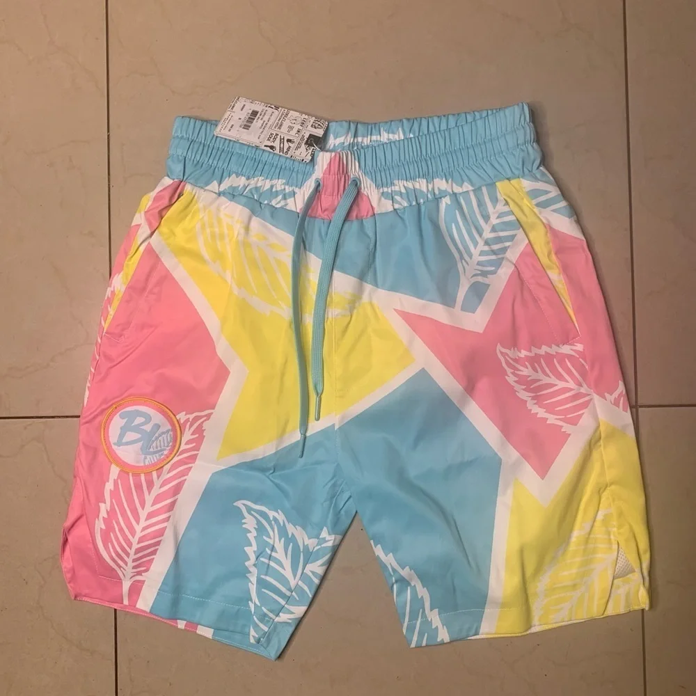 Blac leaf graphic shorts Sz small